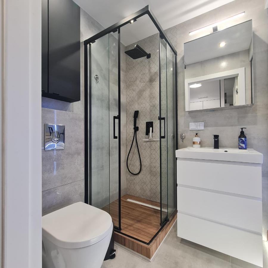 Green De Lux Apartament Dziwnów Kültér fotó
